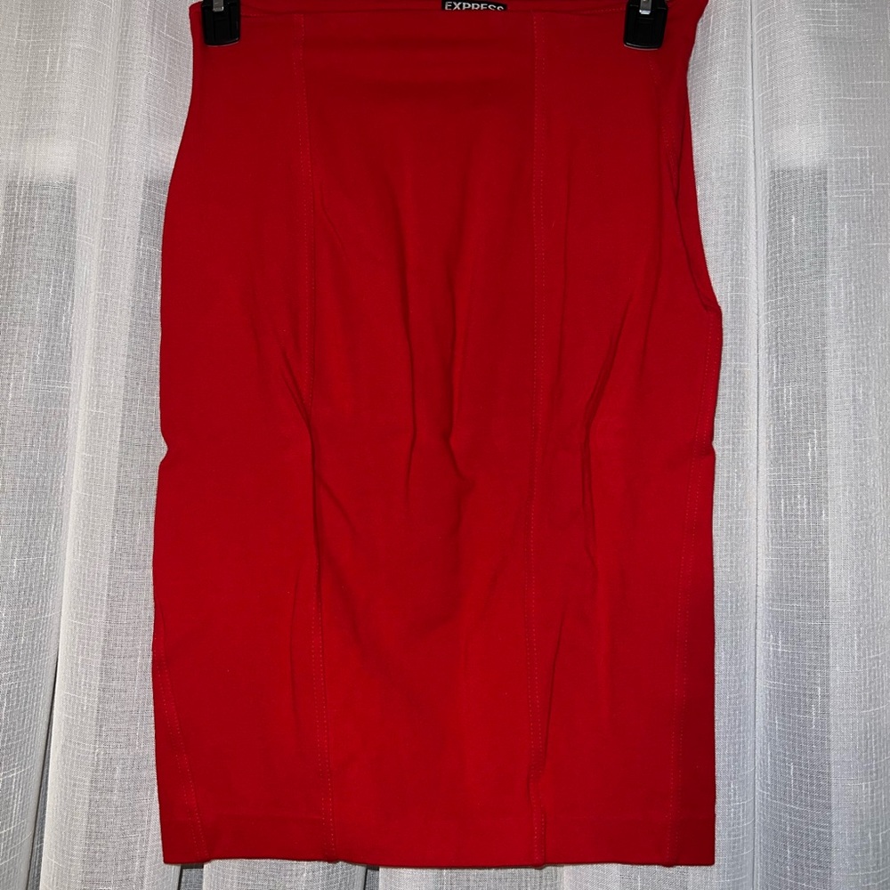 Red Express size 8 pencil skirt